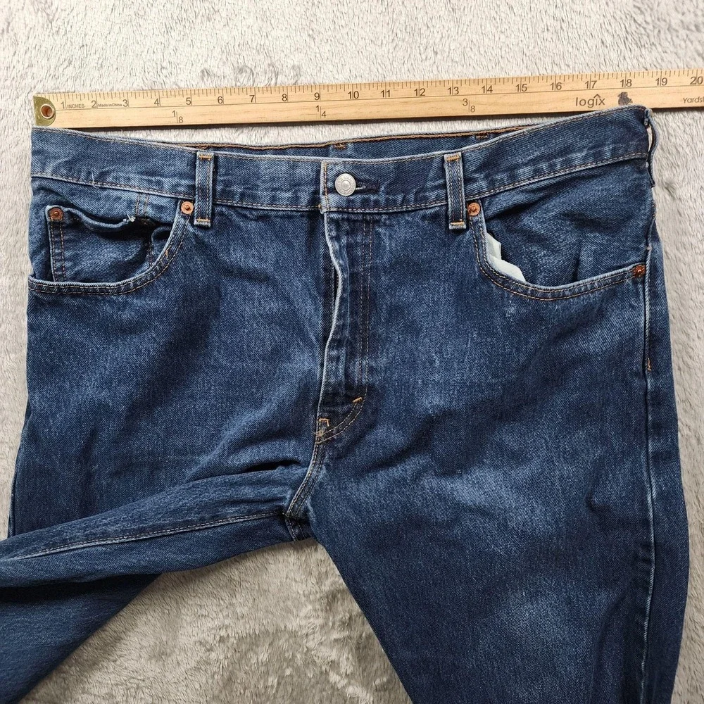 Levis levis 517